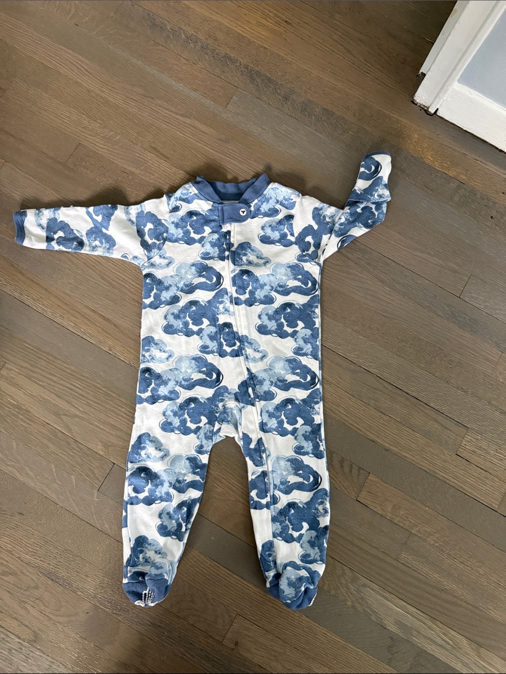 Blue Cloud-Print Footed One-Piece for Babies